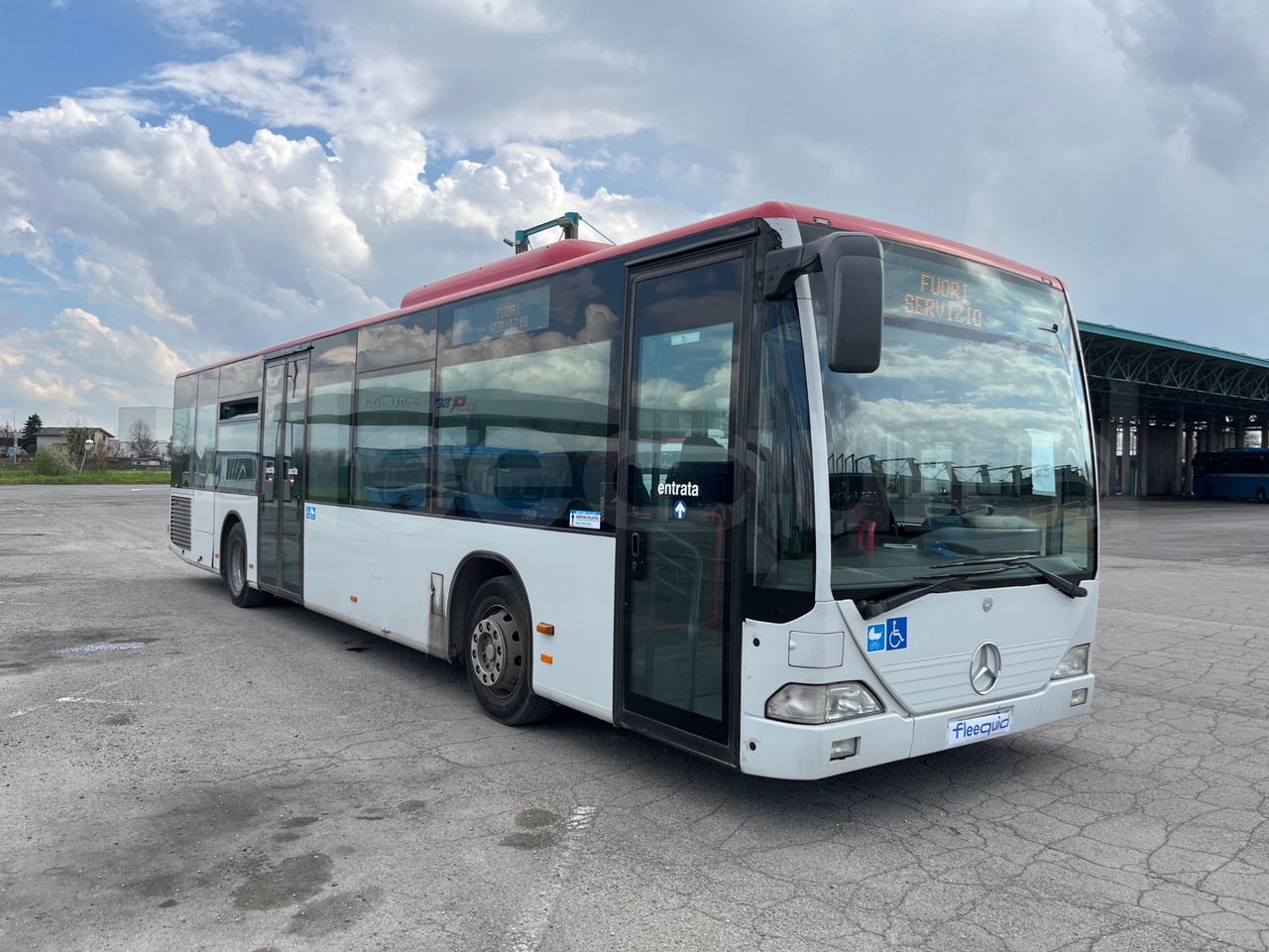 Mercedes-Benz Citaro - 교외 버스 : 사진 1 Mercedes-Benz Citaro - 교외 버스 : 사진 1