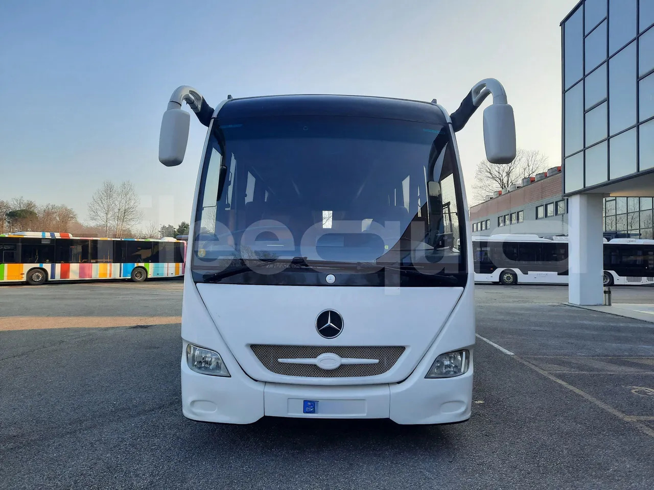 Mercedes-Benz MB1022 - 대형 버스 : 사진 2 Mercedes-Benz MB1022 - 대형 버스 : 사진 2