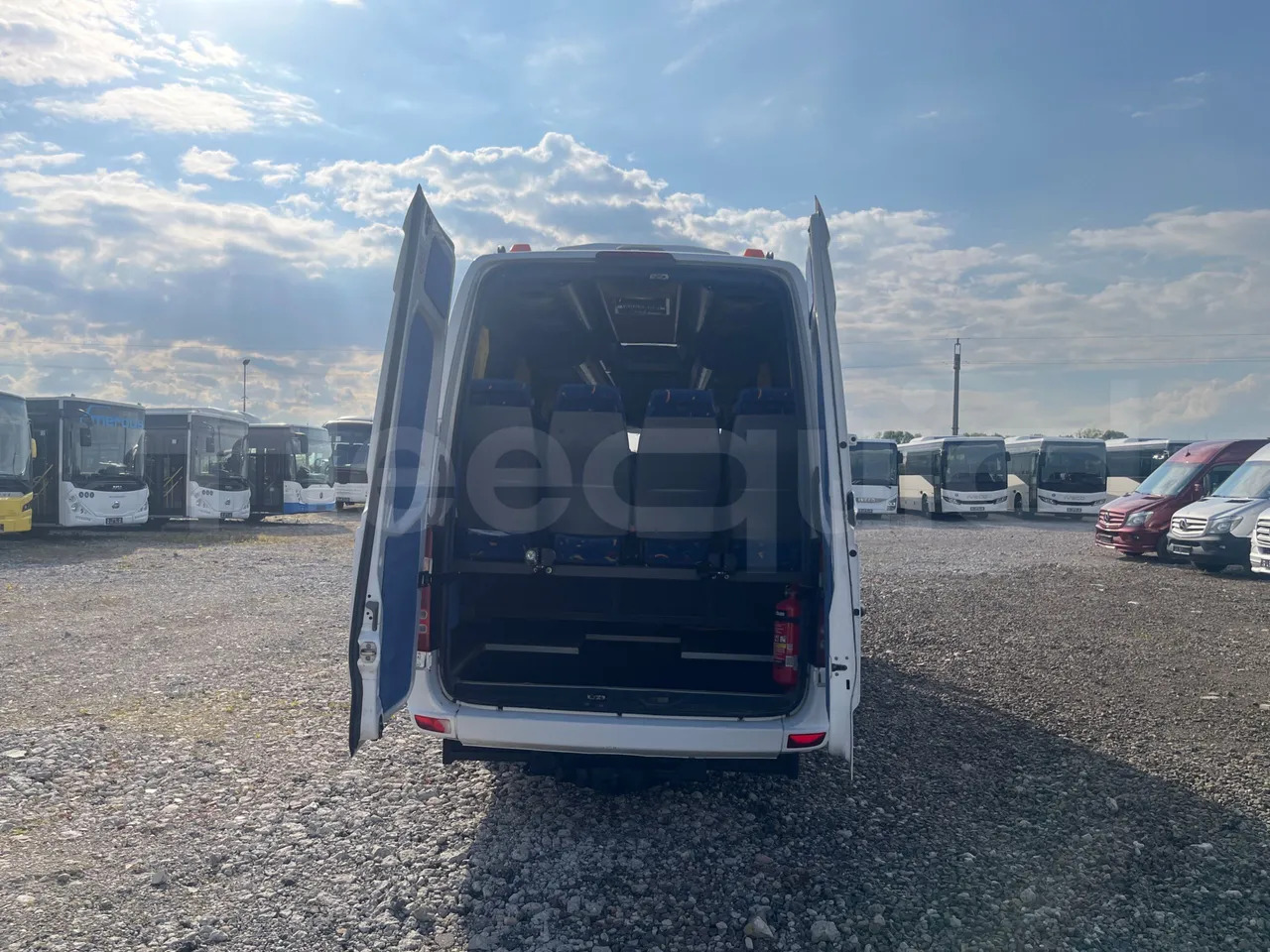 Mercedes-Benz Sprinter - 교외 버스 : 사진 4 Mercedes-Benz Sprinter - 교외 버스 : 사진 4