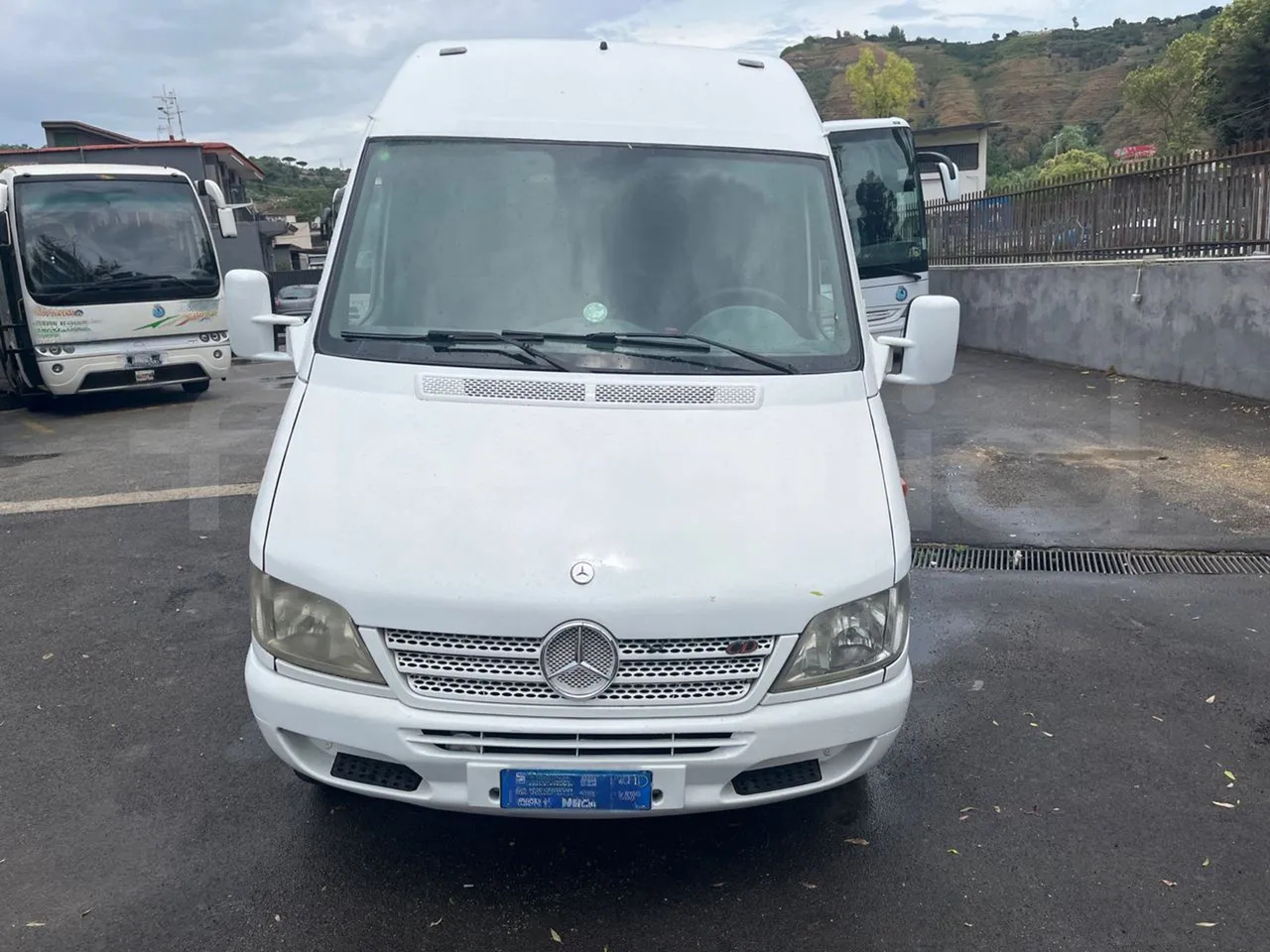 Mercedes-Benz Sprinter - 소형 버스, 승합차 : 사진 2 Mercedes-Benz Sprinter - 소형 버스, 승합차 : 사진 2