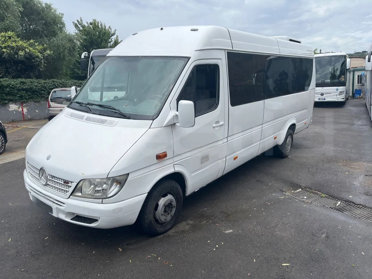 Mercedes-Benz Sprinter - 소형 버스, 승합차 : 사진 4 Mercedes-Benz Sprinter - 소형 버스, 승합차 : 사진 4
