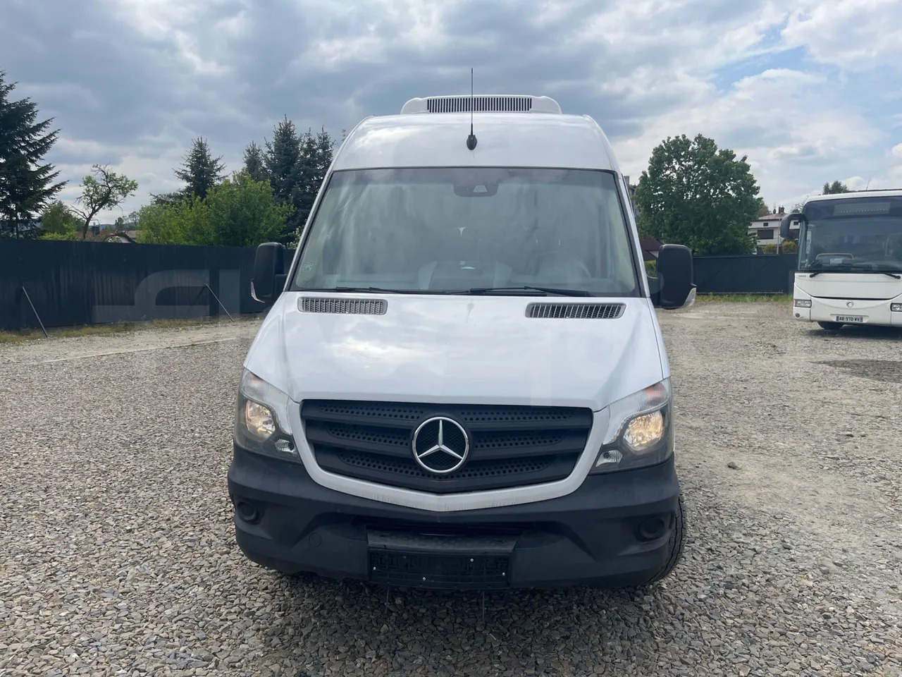 Mercedes-Benz Sprinter - 대형 버스 : 사진 1 Mercedes-Benz Sprinter - 대형 버스 : 사진 1