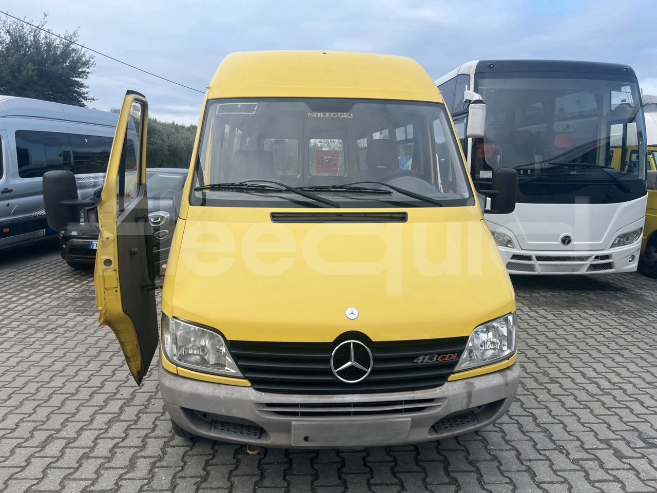 Mercedes-Benz Sprinter - 스쿨버스 : 사진 2 Mercedes-Benz Sprinter - 스쿨버스 : 사진 2