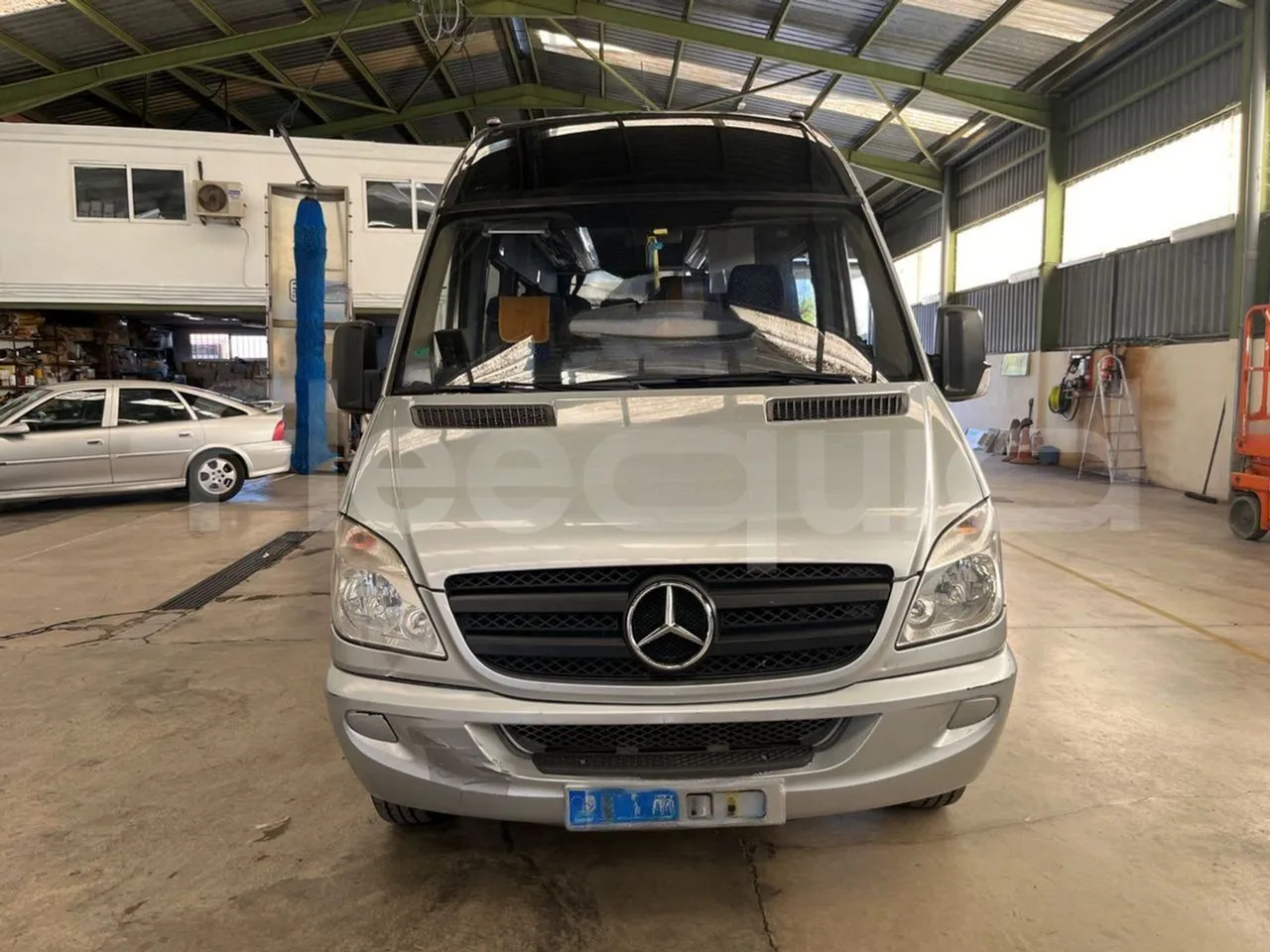 Mercedes-Benz Sprinter - 소형 버스, 승합차 : 사진 2 Mercedes-Benz Sprinter - 소형 버스, 승합차 : 사진 2