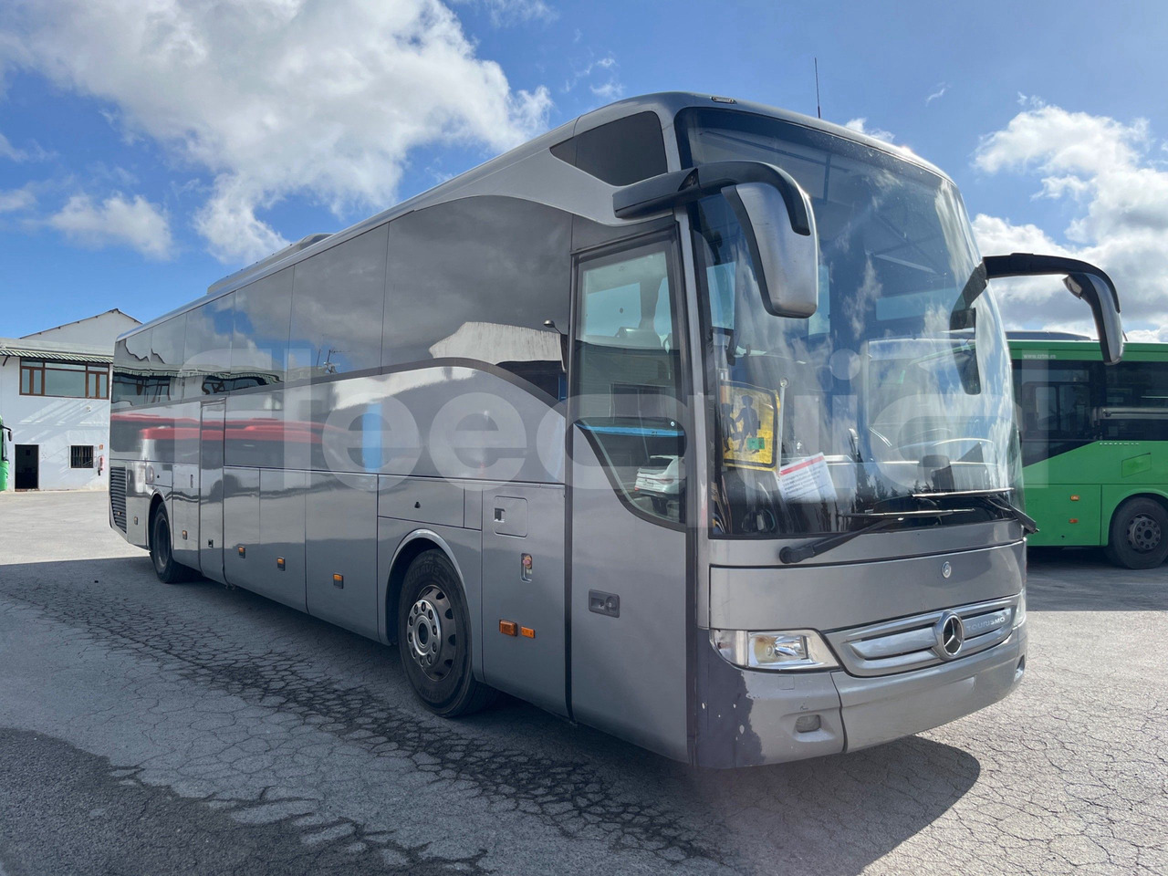 Mercedes-Benz Tourismo - 대형 버스 : 사진 1 Mercedes-Benz Tourismo - 대형 버스 : 사진 1