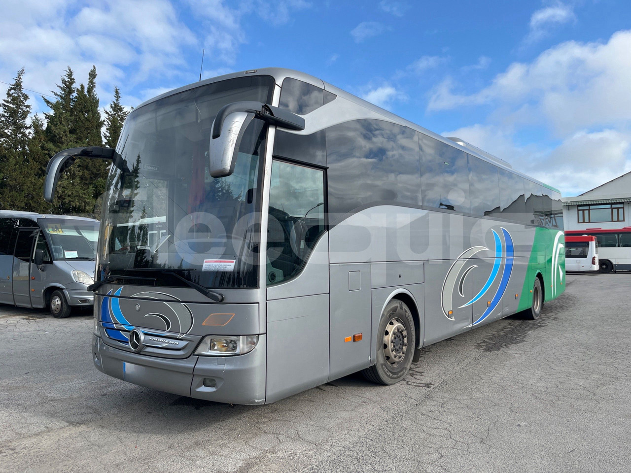 Mercedes-Benz Tourismo - 대형 버스 : 사진 4 Mercedes-Benz Tourismo - 대형 버스 : 사진 4
