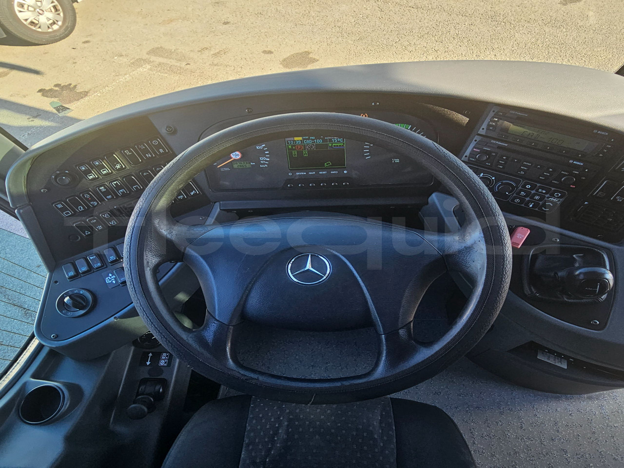 Mercedes-Benz Tourismo - 대형 버스 : 사진 3 Mercedes-Benz Tourismo - 대형 버스 : 사진 3