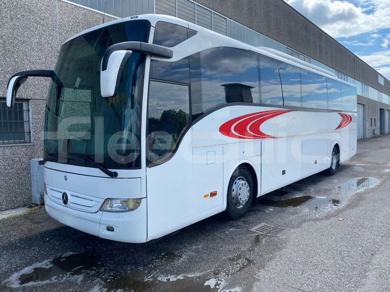 Mercedes-Benz Tourismo - 대형 버스 : 사진 1 Mercedes-Benz Tourismo - 대형 버스 : 사진 1