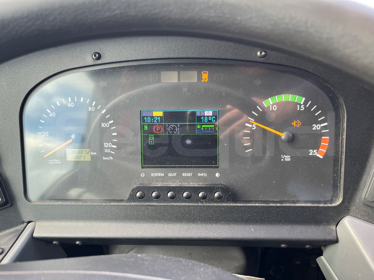 Mercedes-Benz Tourismo - 대형 버스 : 사진 3 Mercedes-Benz Tourismo - 대형 버스 : 사진 3