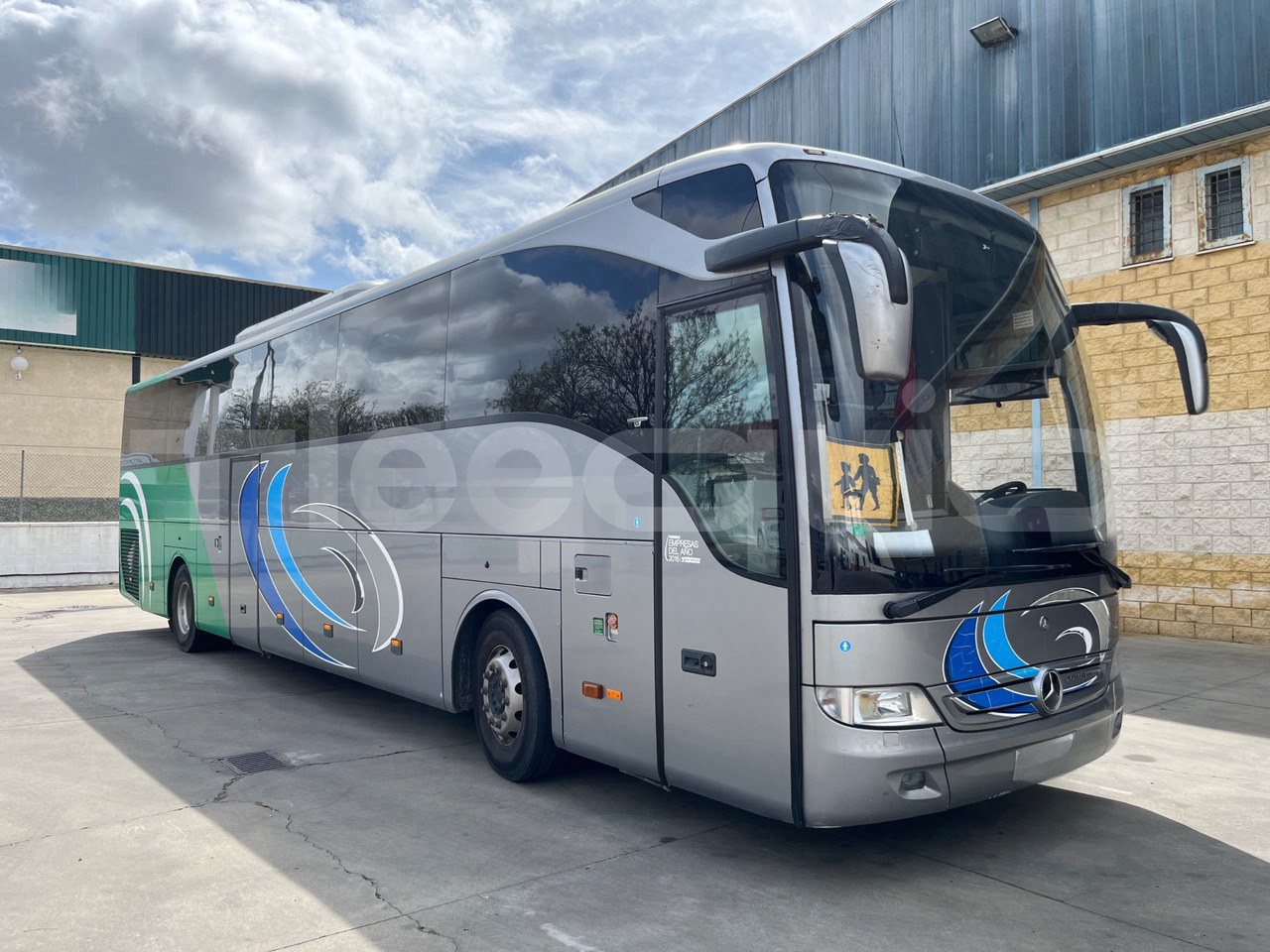 Mercedes-Benz Tourismo - 대형 버스 : 사진 1 Mercedes-Benz Tourismo - 대형 버스 : 사진 1