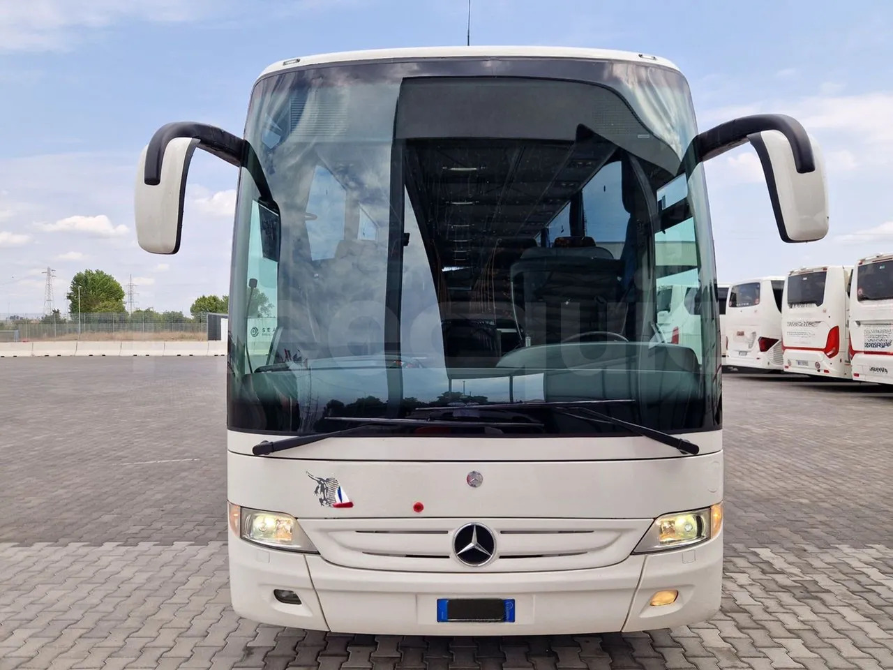 Mercedes-Benz Tourismo - 대형 버스 : 사진 2 Mercedes-Benz Tourismo - 대형 버스 : 사진 2