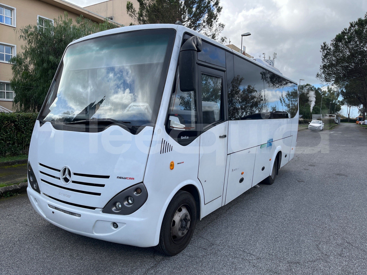 Mercedes-Benz Vario - 대형 버스 : 사진 4 Mercedes-Benz Vario - 대형 버스 : 사진 4