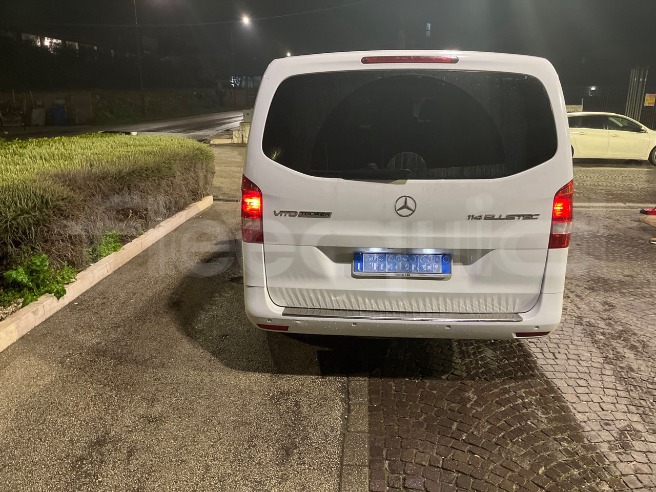 Mercedes-Benz Vito Tourer - 소형 버스, 승합차 : 사진 5 Mercedes-Benz Vito Tourer - 소형 버스, 승합차 : 사진 5