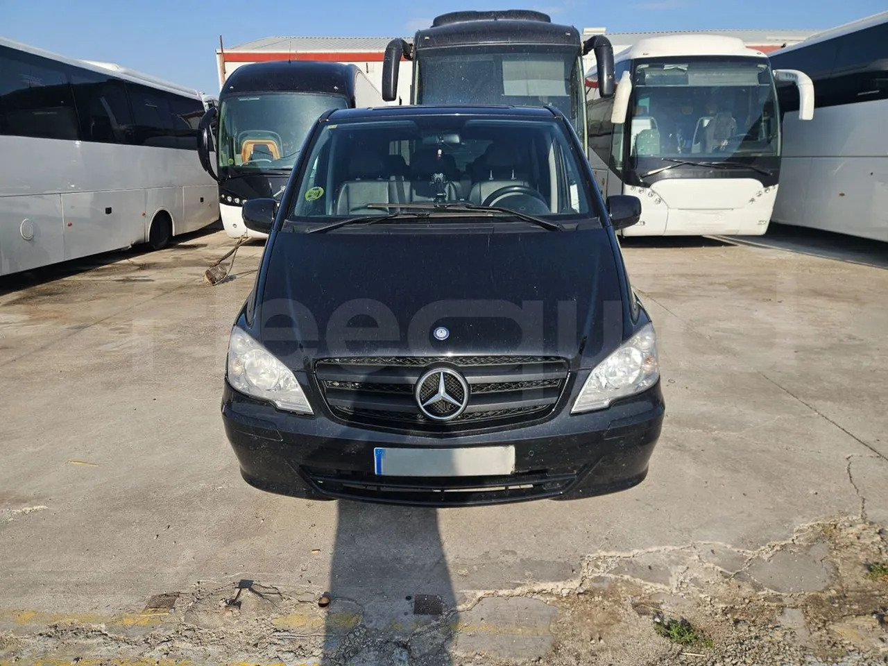Mercedes-Benz Vito Tourer - 소형 버스, 승합차 : 사진 2 Mercedes-Benz Vito Tourer - 소형 버스, 승합차 : 사진 2