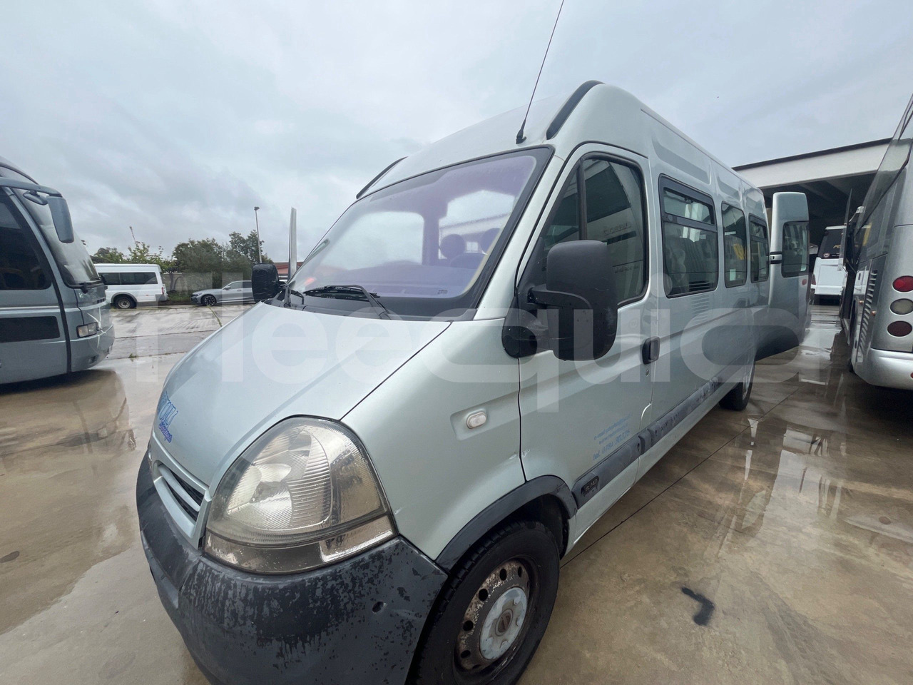 Nissan Interstar - 소형 버스, 승합차 : 사진 4 Nissan Interstar - 소형 버스, 승합차 : 사진 4