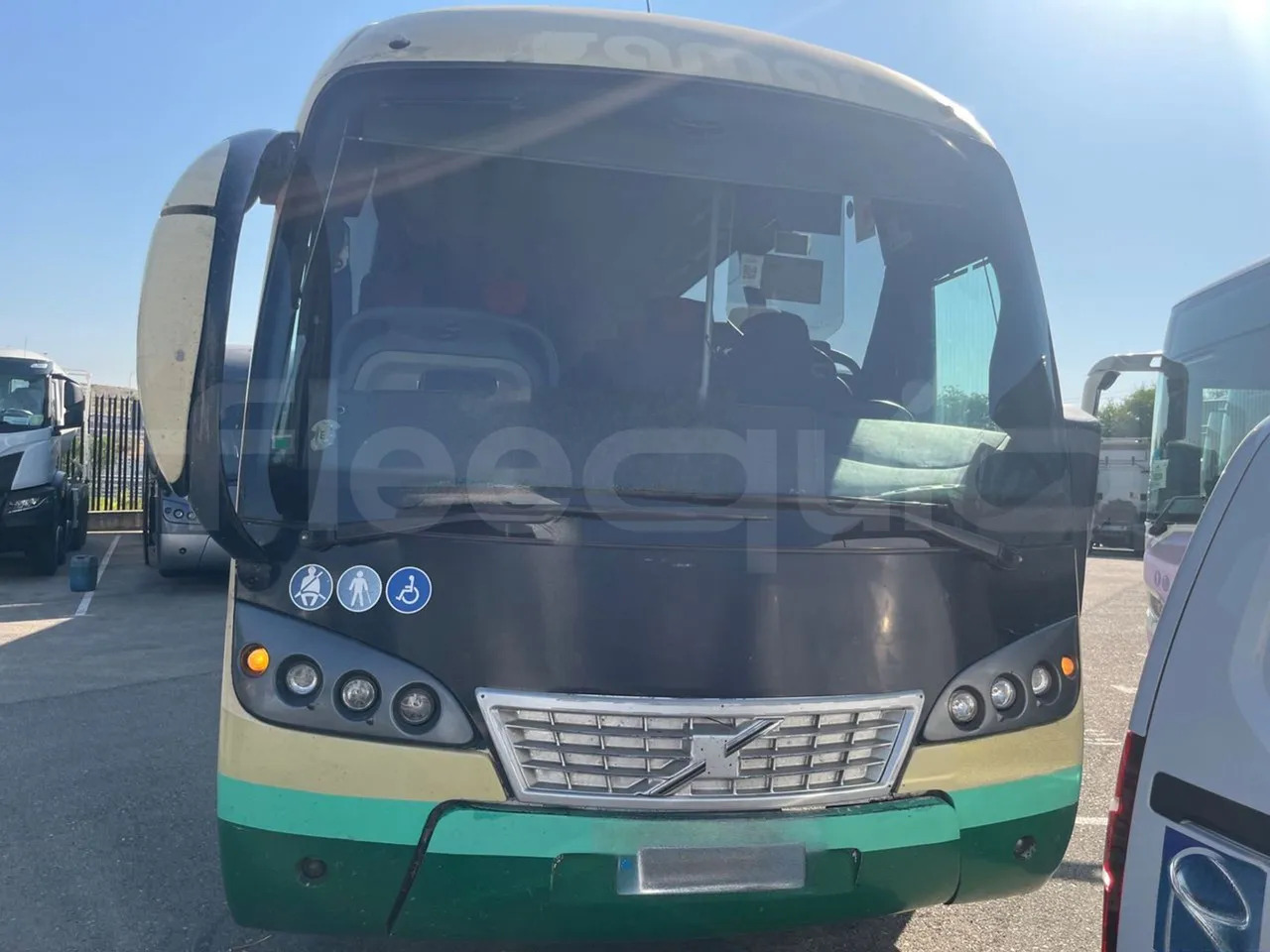 Volvo B12B - 대형 버스 : 사진 2 Volvo B12B - 대형 버스 : 사진 2