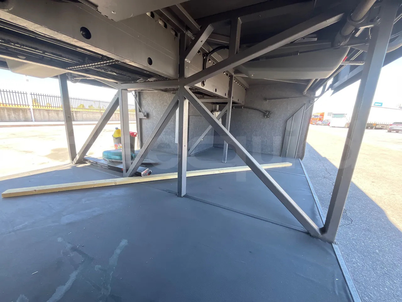 대형 버스 Volvo B12B : 사진 8 대형 버스 Volvo B12B : 사진 8