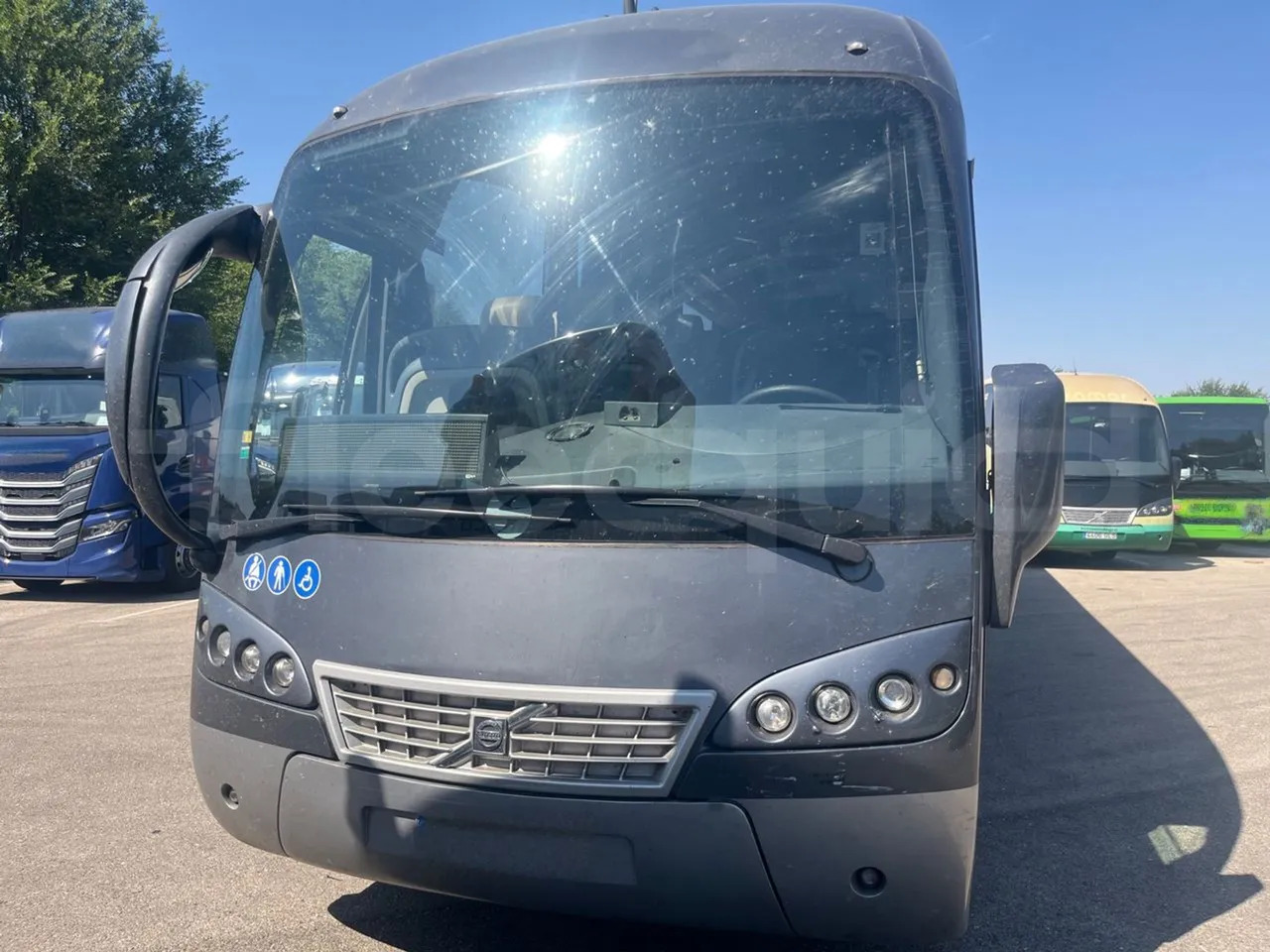 Volvo B12B - 대형 버스 : 사진 2 Volvo B12B - 대형 버스 : 사진 2