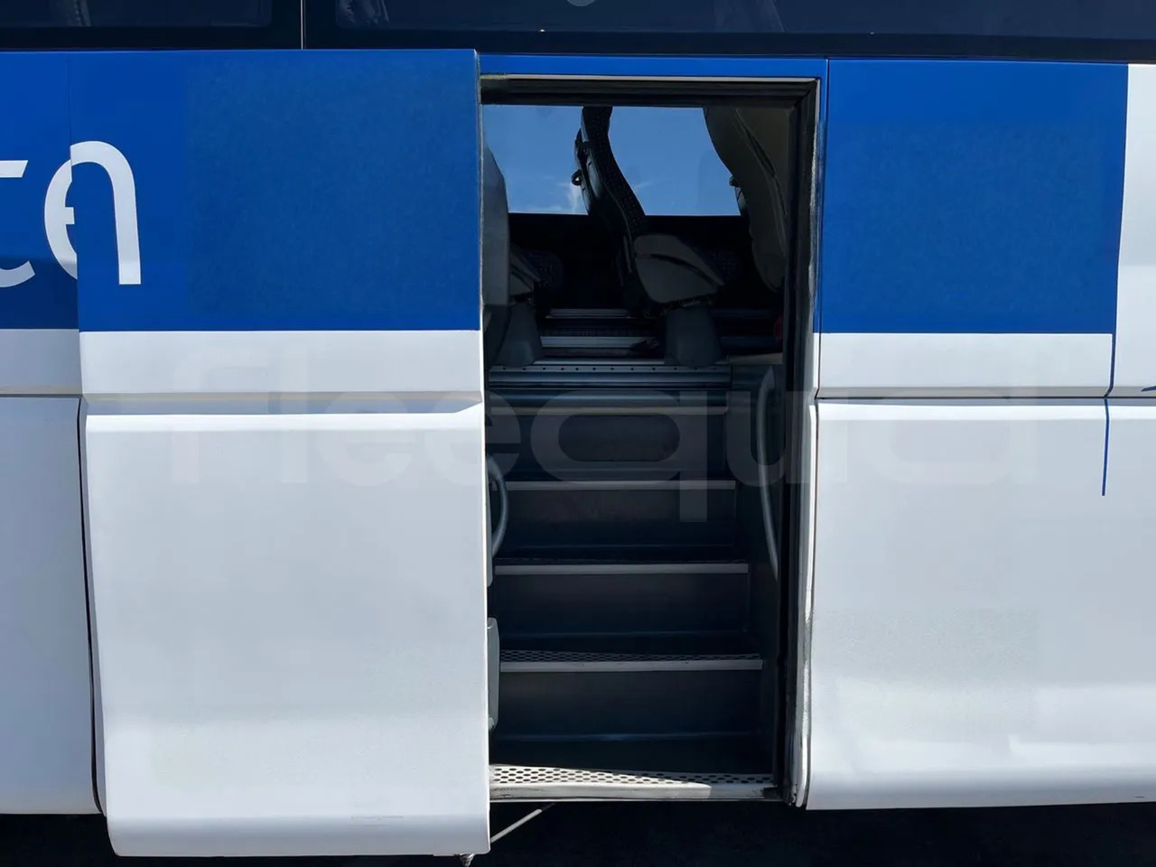 대형 버스 Volvo B12B : 사진 16 대형 버스 Volvo B12B : 사진 16