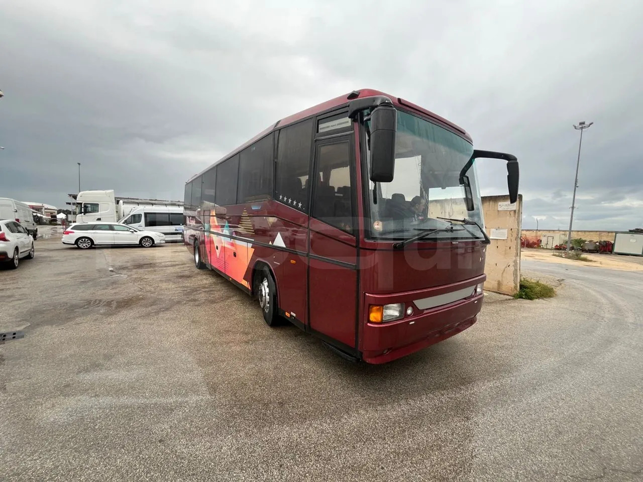 Volvo B12 - 대형 버스 : 사진 1 Volvo B12 - 대형 버스 : 사진 1