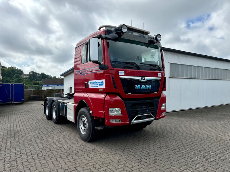 MAN TGS 33.640 6x4 Kipphydraulic-Retarder - 트랙터 유닛 : 사진 4 MAN TGS 33.640 6x4 Kipphydraulic-Retarder - 트랙터 유닛 : 사진 4