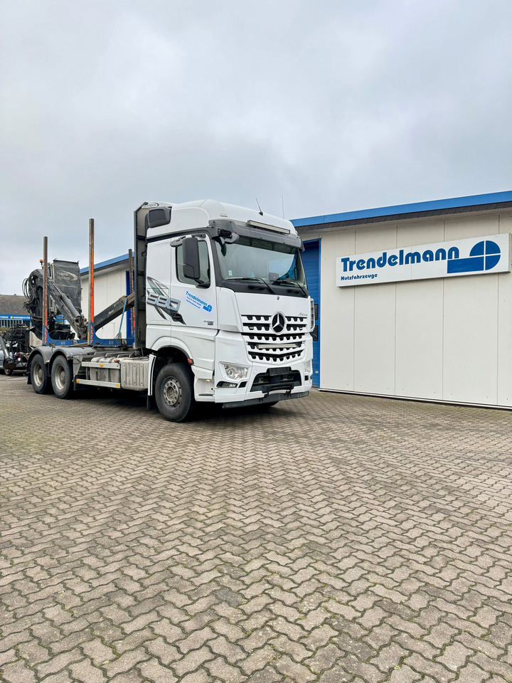 Mercedes Arocs 3358 L 6x4 Radstand 4500 Arocs 3358 L 6x4 Blatt-Luft Gefedert - 목재 트럭 : 사진 1 Mercedes Arocs 3358 L 6x4 Radstand 4500 Arocs 3358 L 6x4 Blatt-Luft Gefedert - 목재 트럭 : 사진 1