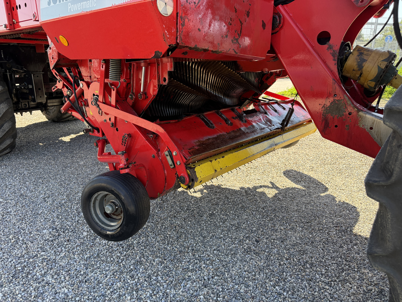 PÖTTINGER Jumbo 6600 L - 옥수수 헤더 : 사진 4 PÖTTINGER Jumbo 6600 L - 옥수수 헤더 : 사진 4