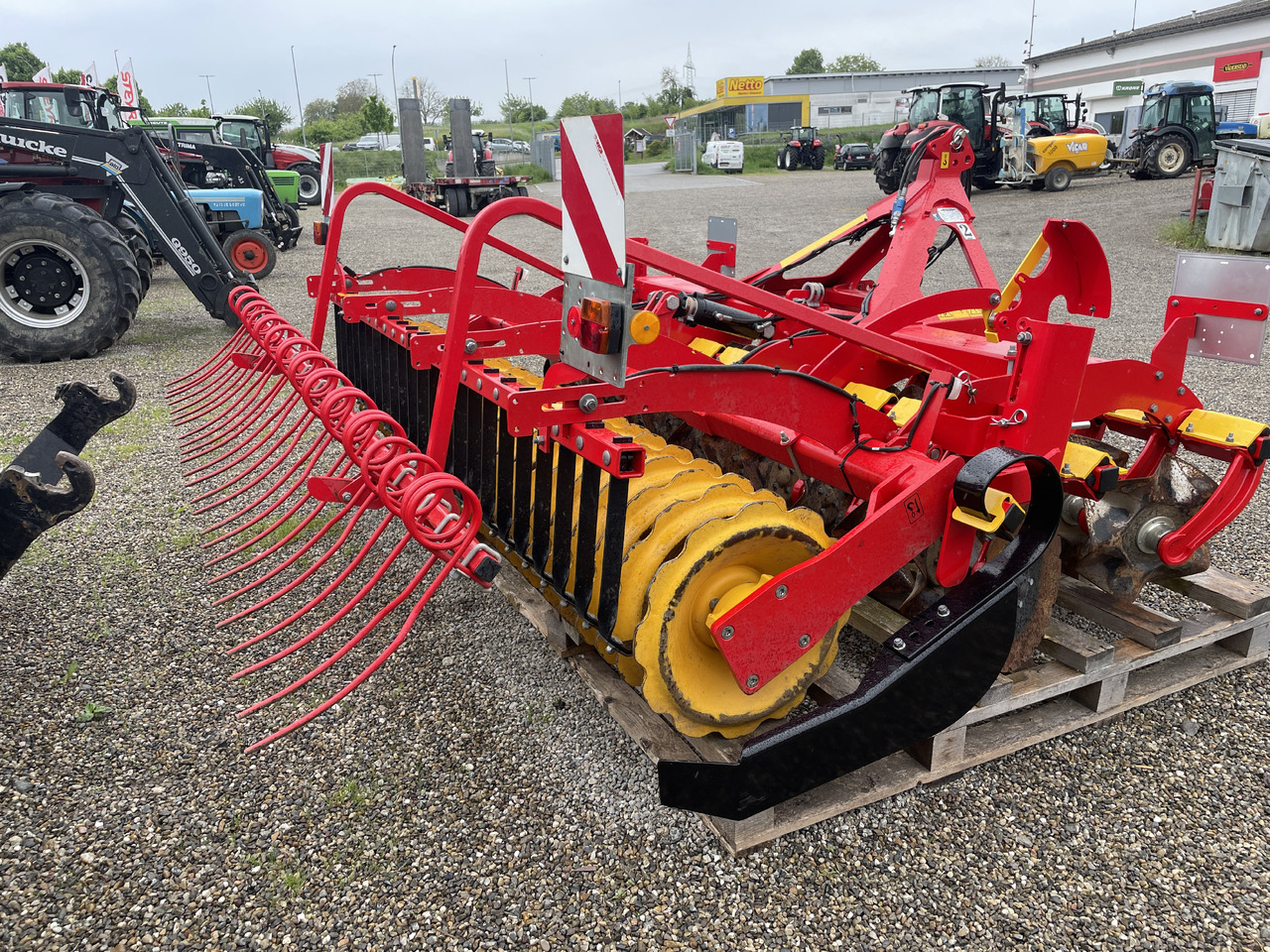 VÄDERSTAD Carrier 300 - 체인 해로 : 사진 1 VÄDERSTAD Carrier 300 - 체인 해로 : 사진 1