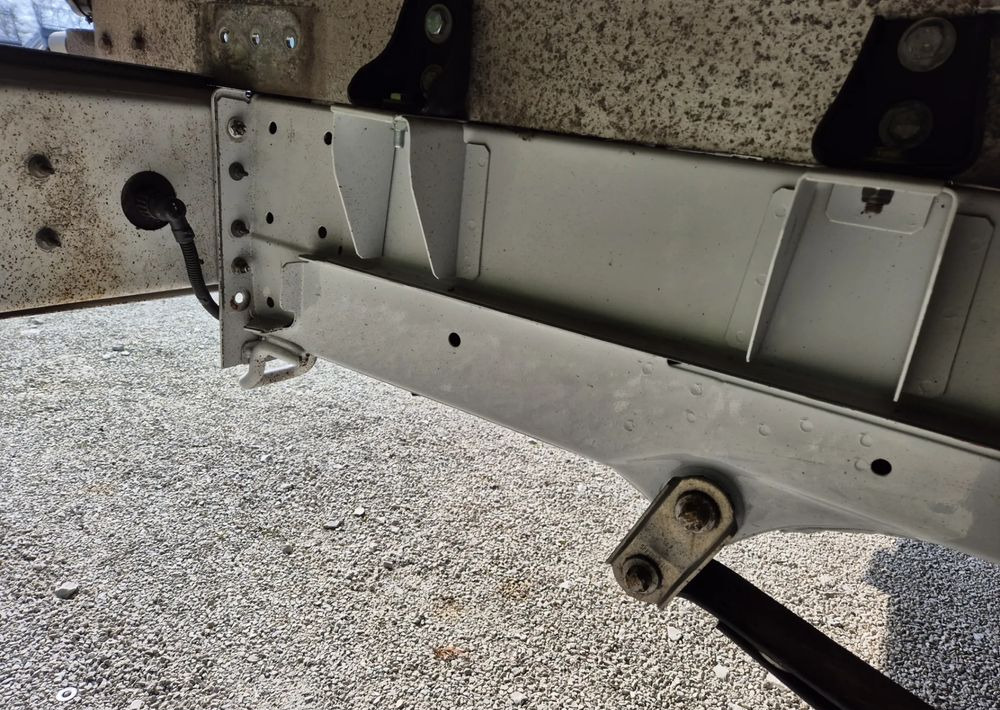 플랫베드 밴 Fiat Ducato 2.3 130KM Maxi Plandeka : 사진 15 플랫베드 밴 Fiat Ducato 2.3 130KM Maxi Plandeka : 사진 15