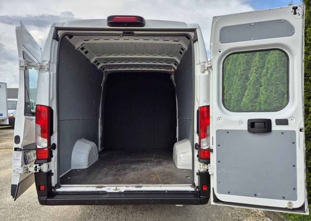 Fiat Ducato 2.3 180KM Maxi Nowa Zabudowa Dubel - 콤비 밴 : 사진 4 Fiat Ducato 2.3 180KM Maxi Nowa Zabudowa Dubel - 콤비 밴 : 사진 4