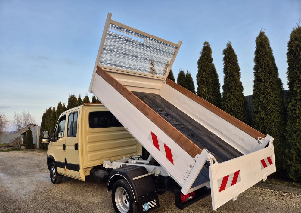 Iveco 50C18 3.0 180KM brygadówka/ - 덤프 밴 : 사진 3 Iveco 50C18 3.0 180KM brygadówka/ - 덤프 밴 : 사진 3