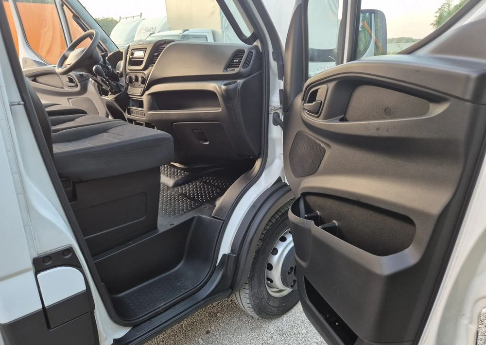 Iveco 65C15 70C15 60C15 50C15 3.0 150KM - 덤프 밴 : 사진 5 Iveco 65C15 70C15 60C15 50C15 3.0 150KM - 덤프 밴 : 사진 5