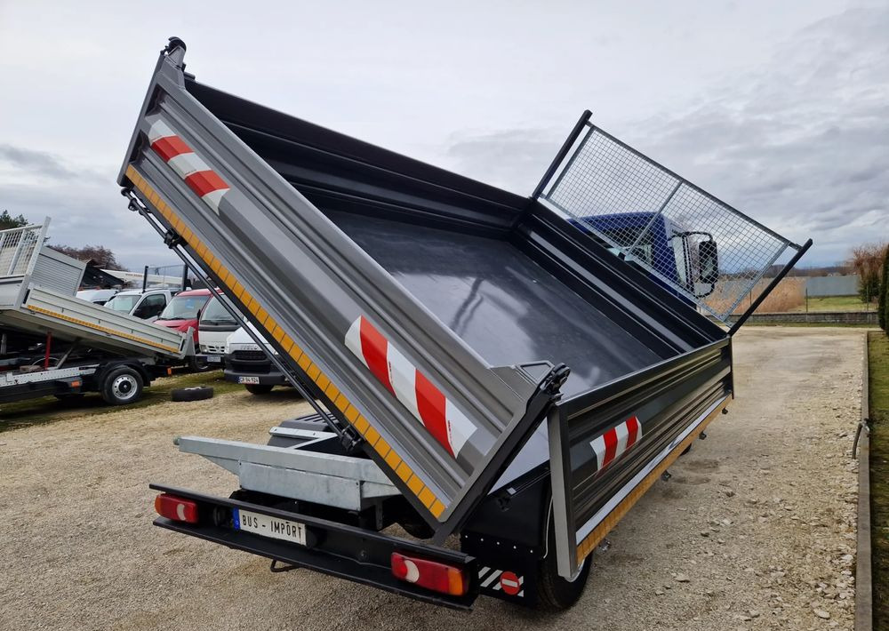 Nissan Atleon 3.0 - 덤프 밴 : 사진 5 Nissan Atleon 3.0 - 덤프 밴 : 사진 5