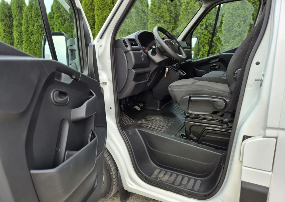 커튼 사이드 밴 Renault Master 2.3 150KM : 사진 6