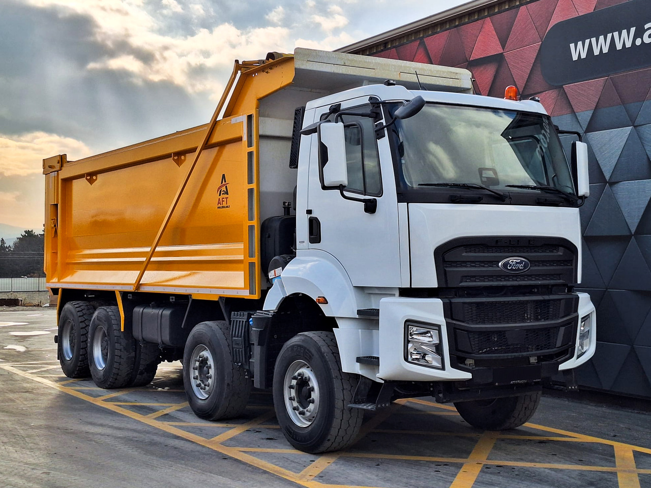 FORD 4445 XD - 덤프트럭 : 사진 3 FORD 4445 XD - 덤프트럭 : 사진 3