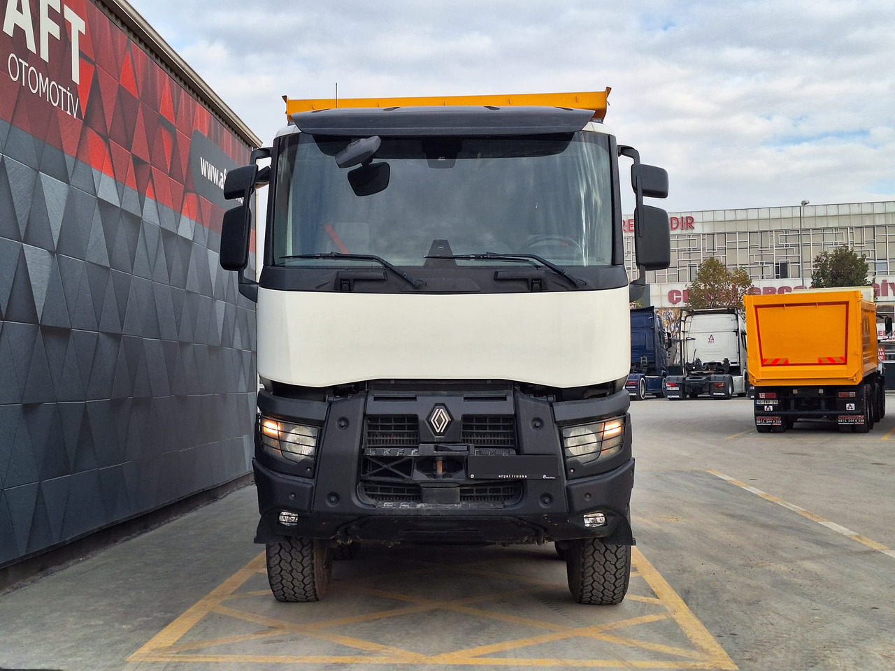 RENAULT K 520 - 덤프트럭 : 사진 2 RENAULT K 520 - 덤프트럭 : 사진 2