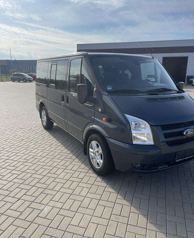 Ford Transit - 소형 버스, 승합차 : 사진 2 Ford Transit - 소형 버스, 승합차 : 사진 2