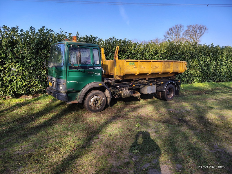 DAF 1300 - 컨테이너 운반 장치/ 스와프 보디 트럭 : 사진 2 DAF 1300 - 컨테이너 운반 장치/ 스와프 보디 트럭 : 사진 2