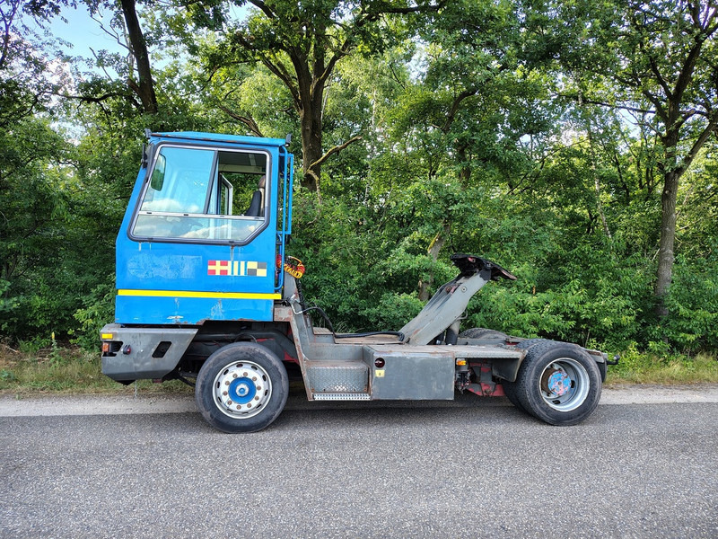 Terberg Yt180 - 터미널 트랙터 : 사진 2 Terberg Yt180 - 터미널 트랙터 : 사진 2