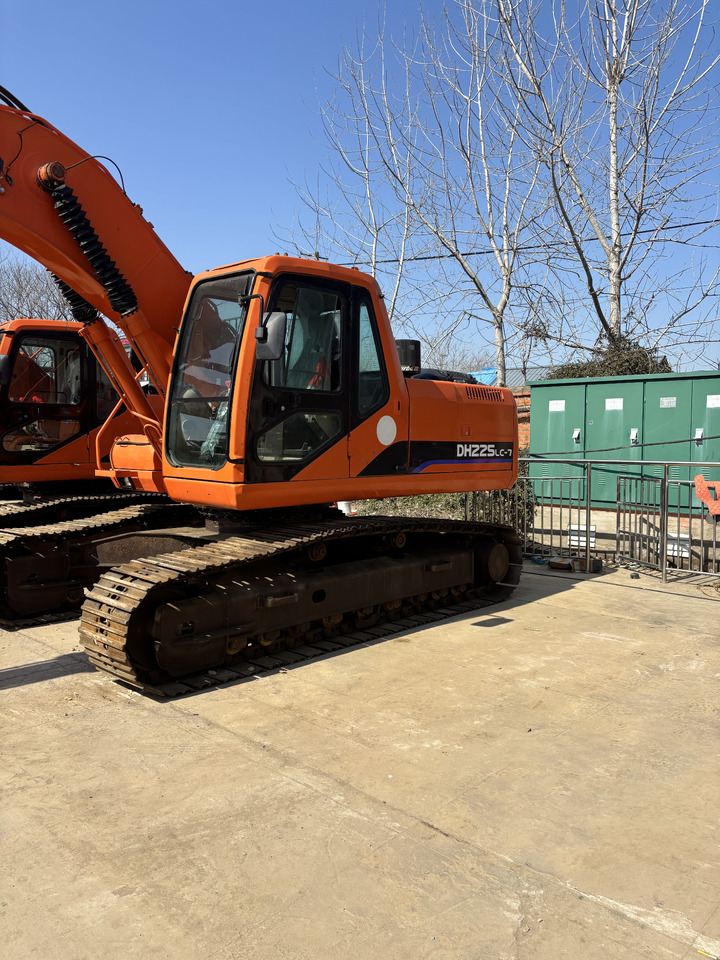 DOOSAN dh225 hot sale used excavator in stock - 크롤러 굴삭기 : 사진 3 DOOSAN dh225 hot sale used excavator in stock - 크롤러 굴삭기 : 사진 3