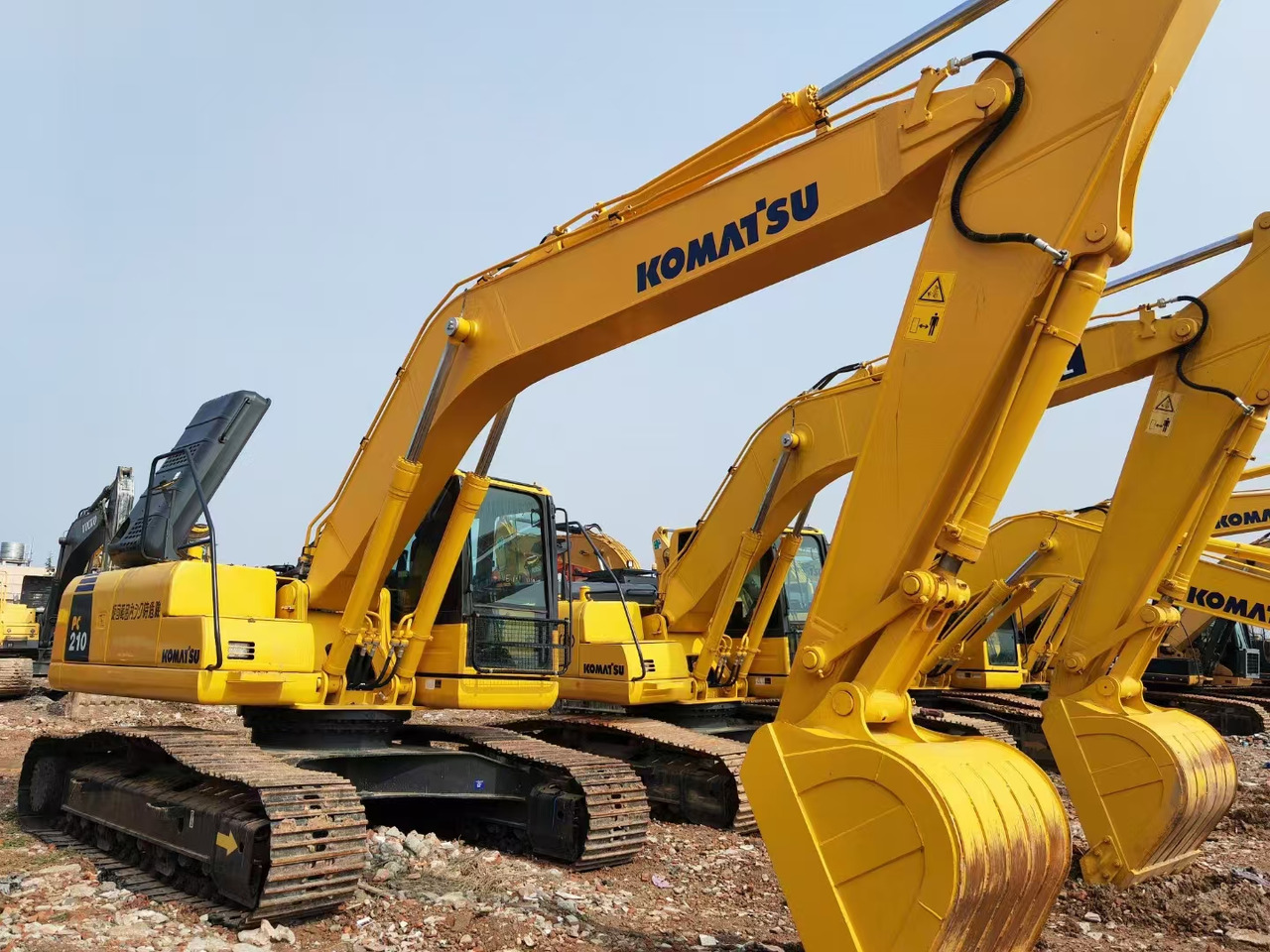 KOMATSU pc210-8 used crawler excavator japan brand hot sale - 크롤러 굴삭기 : 사진 5 KOMATSU pc210-8 used crawler excavator japan brand hot sale - 크롤러 굴삭기 : 사진 5