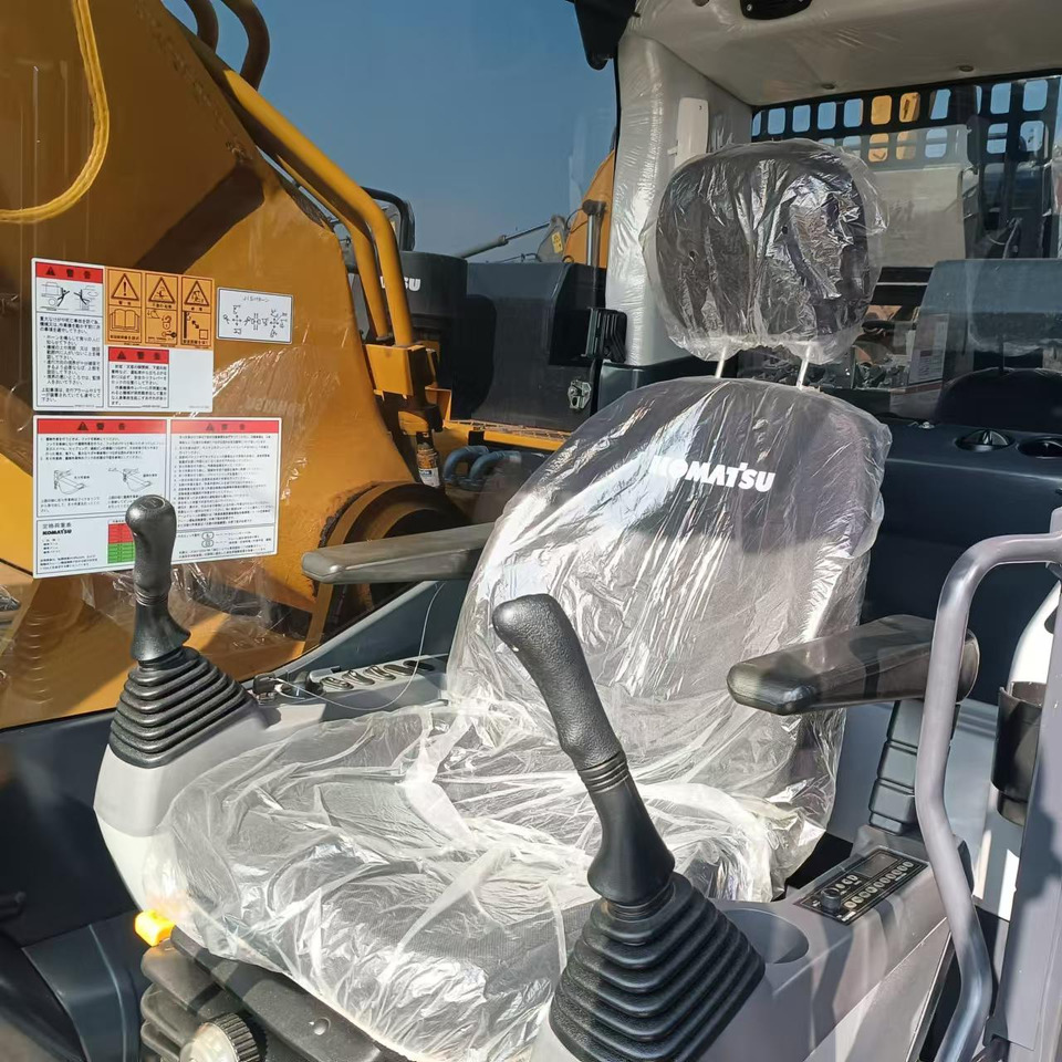 KOMATSU pc450-8 - 크롤러 굴삭기 : 사진 5 KOMATSU pc450-8 - 크롤러 굴삭기 : 사진 5