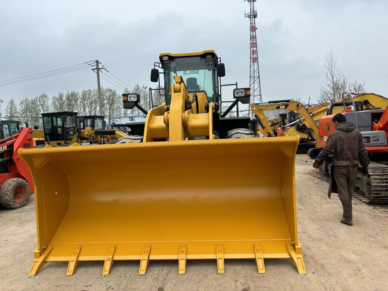SDLG L956F china brand front loader 5 ton class - 휠 로더 : 사진 2 SDLG L956F china brand front loader 5 ton class - 휠 로더 : 사진 2