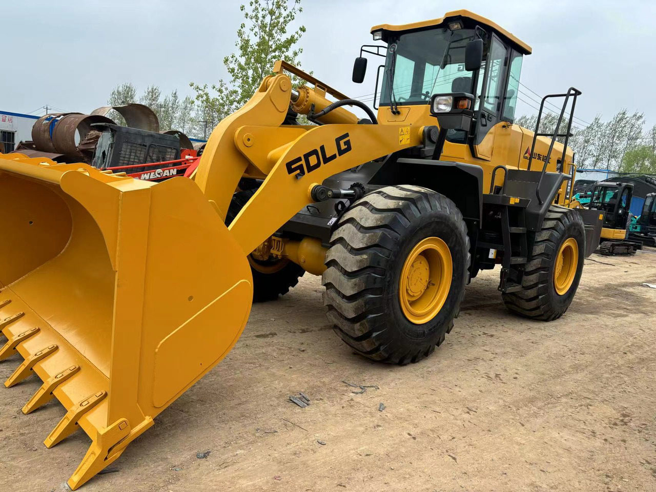 SDLG L956F china brand front loader 5 ton class - 휠 로더 : 사진 3 SDLG L956F china brand front loader 5 ton class - 휠 로더 : 사진 3