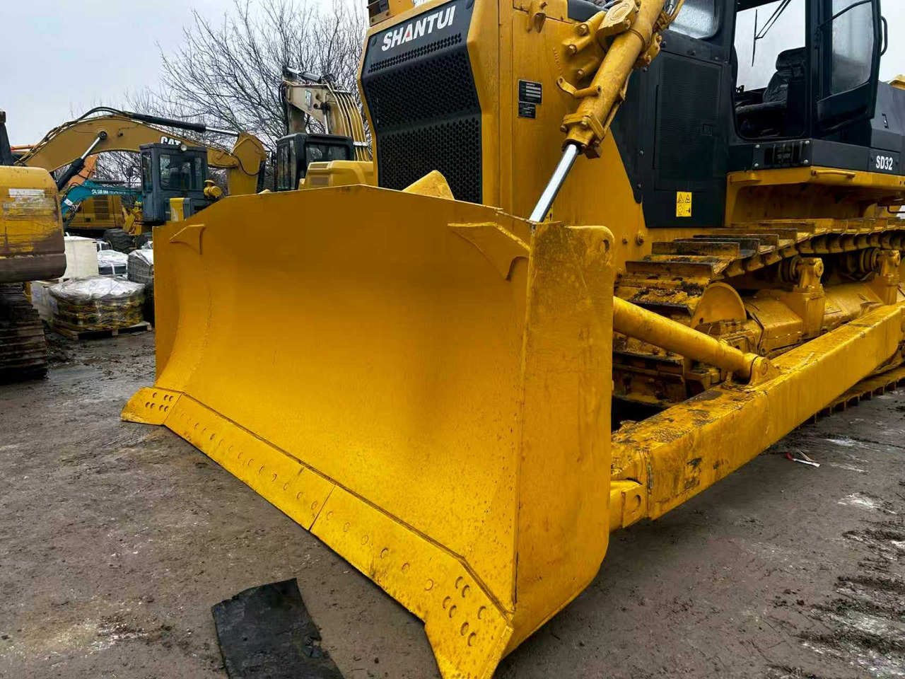 SHANTUI SD32 used bulldozer famous china brand for sale - 불도저 : 사진 2 SHANTUI SD32 used bulldozer famous china brand for sale - 불도저 : 사진 2