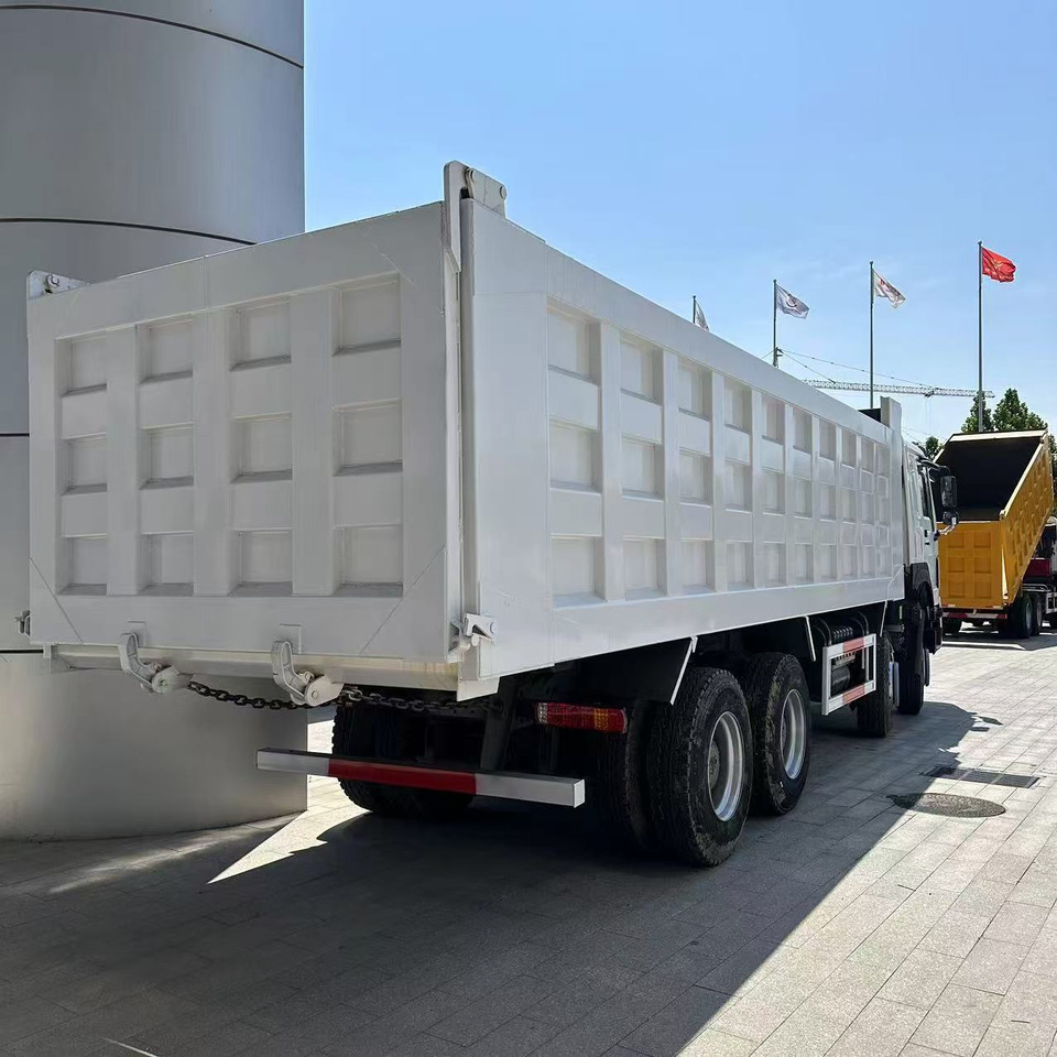 SINOTRUK howo 371 8x4 dump truck - 덤프 : 사진 2 SINOTRUK howo 371 8x4 dump truck - 덤프 : 사진 2