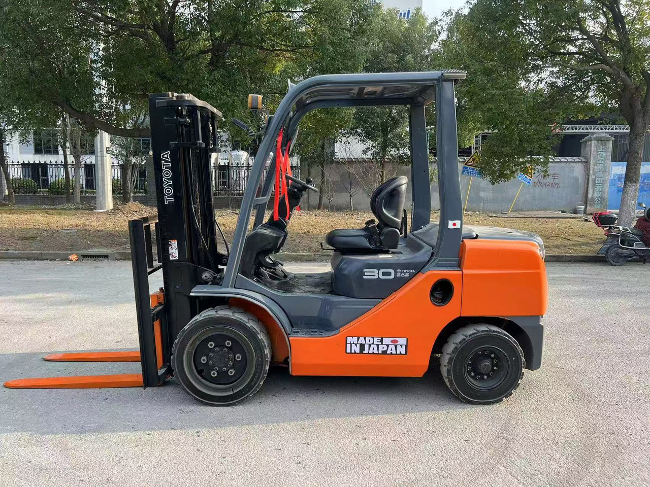 TOYOTA 3 ton 8F used japan brand diesel forklift - 디젤 지게차 : 사진 3 TOYOTA 3 ton 8F used japan brand diesel forklift - 디젤 지게차 : 사진 3