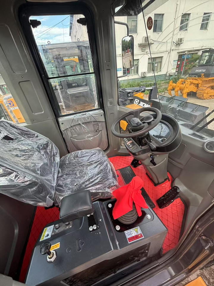 XCMG ZL50GN low hour front loader for sale - 휠 로더 : 사진 4 XCMG ZL50GN low hour front loader for sale - 휠 로더 : 사진 4