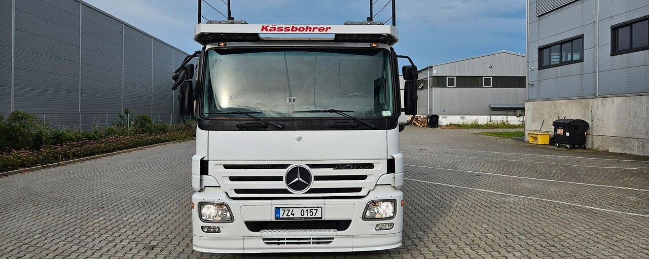 MERCEDES-BENZ Actros 1846 - 자동 운반 장치 트럭 : 사진 2 MERCEDES-BENZ Actros 1846 - 자동 운반 장치 트럭 : 사진 2