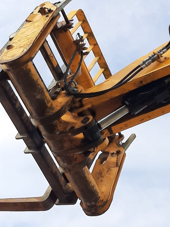 JCB 540-140 - 텔레스코픽 핸들러 : 사진 5 JCB 540-140 - 텔레스코픽 핸들러 : 사진 5